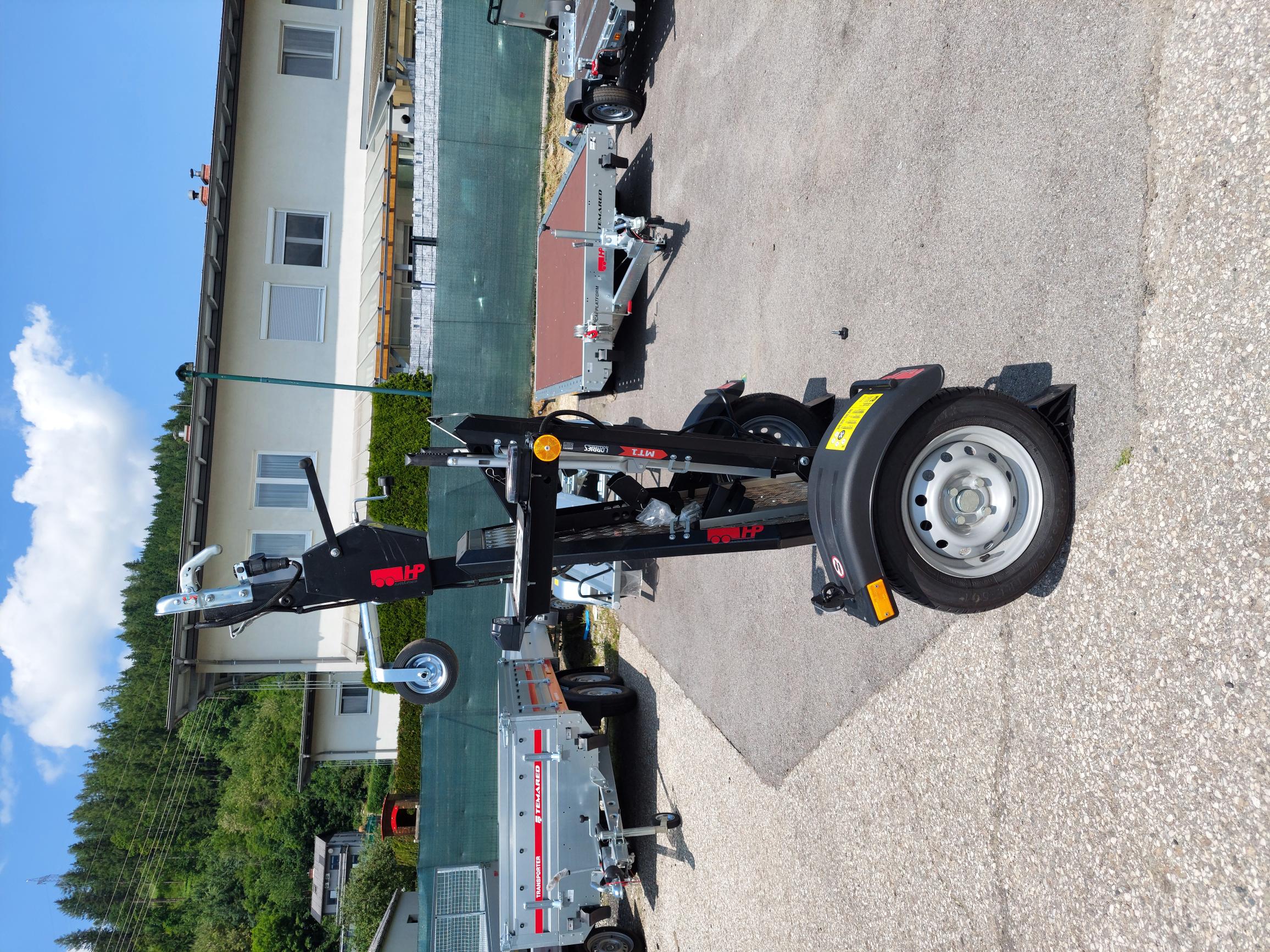 Motorradanhänger Lorries MT1, HP 240 UK, 750 kg ungebremst, über Seilzug absenkbar