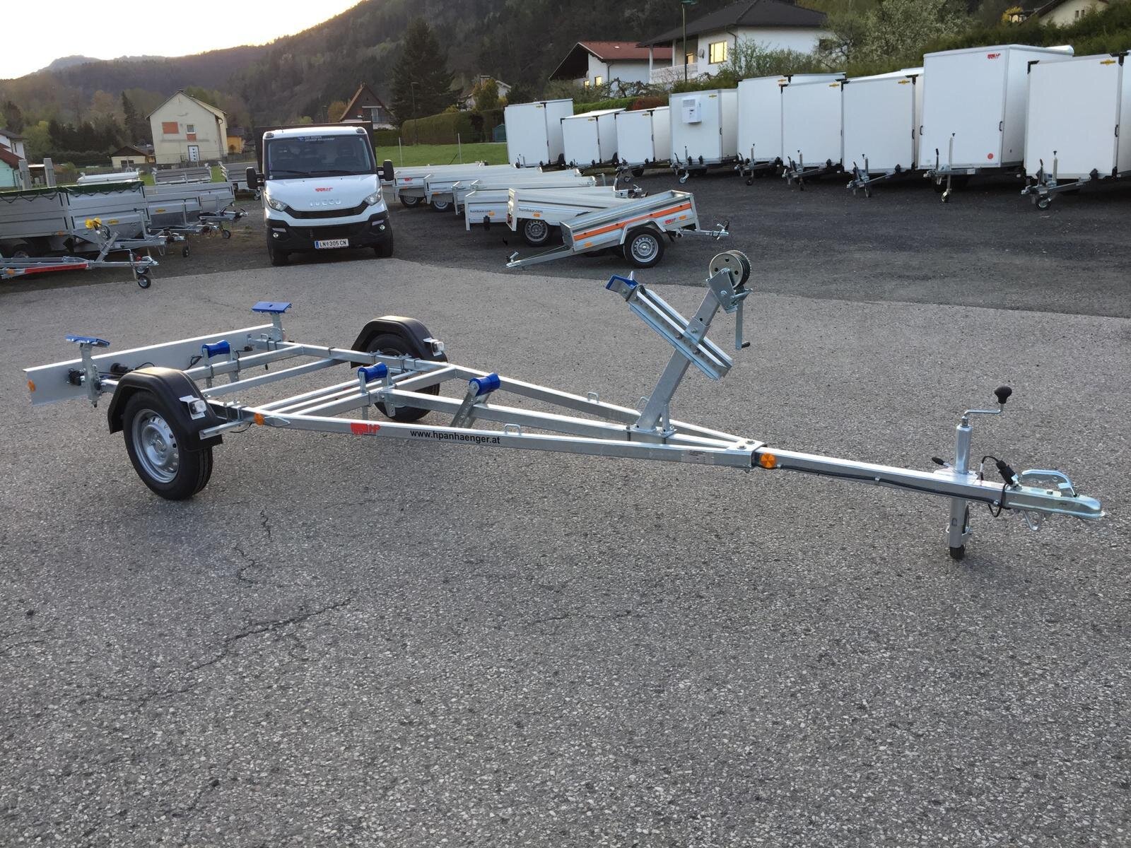 Bootsanhänger, Bootstrailer HP 750 BA-S - ungebremster Motorbootanhänger für Boote bis 5,5m, 750 kg PKW-Anhänger