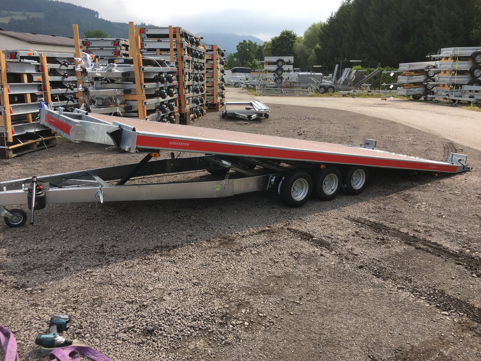 Autotransporter, Fahrzeugtransporter, Autoanhänger HP 502035 ATPK Tridem 3500 kg GG