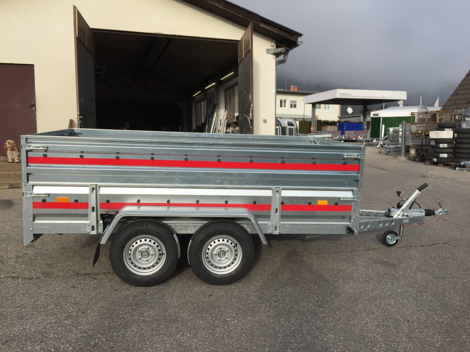 PKW-Anhänger HP 3015 TA20, 2000 kg gebremst, 3000 x 1500 x 400 mm, Stirn u. Rückwand klappbar im Set mit Aufsatzw., Flachplane