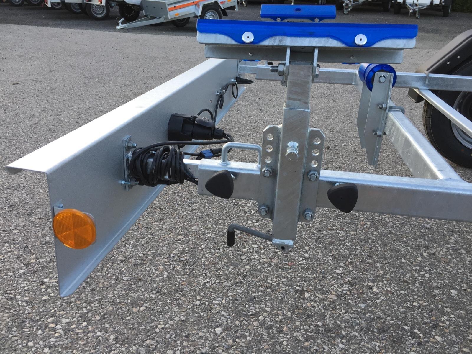 Bootsanhänger, Bootstrailer HP 750 BA-S - ungebremster Motorbootanhänger für Boote bis 5,5m, 750 kg PKW-Anhänger