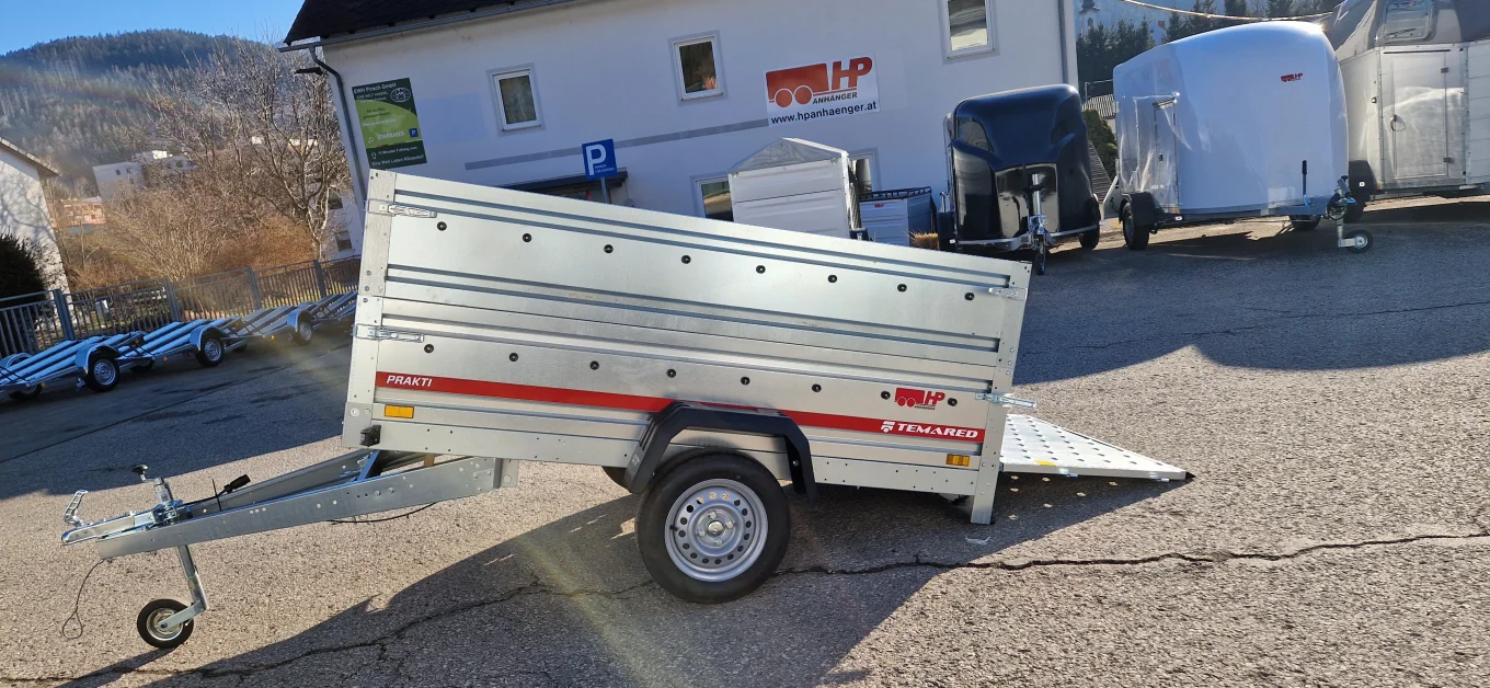 PKW-Anhänger, Autoanhänger HP 2612 UKA mit Kippdeichsel und Überfahrwand im Set mit Aufsatzwände und Flachplane