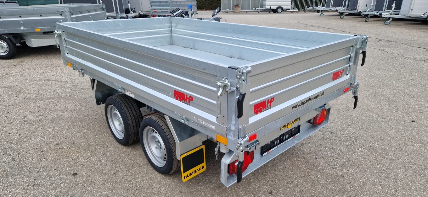 PKW-Anhänger, Dreiseitenkipper, Humbaur HTK 2700.27 mit Stahlbordwänden und Handpumpe oder wahlweise E-Kombipumpe, 2700 kg GG