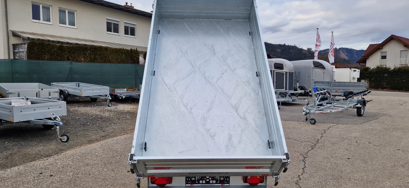 PKW-Anhänger, Dreiseitenkipper, Humbaur HTK 2700.27 mit Stahlbordwänden und Handpumpe oder wahlweise E-Kombipumpe, 2700 kg GG