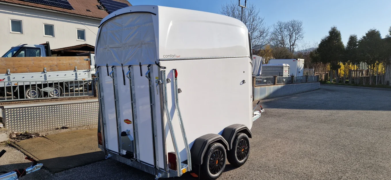 Pferdeanhänger Böckmann Comfort ECO, Vollpoly 2400 kg Gesamtgewicht