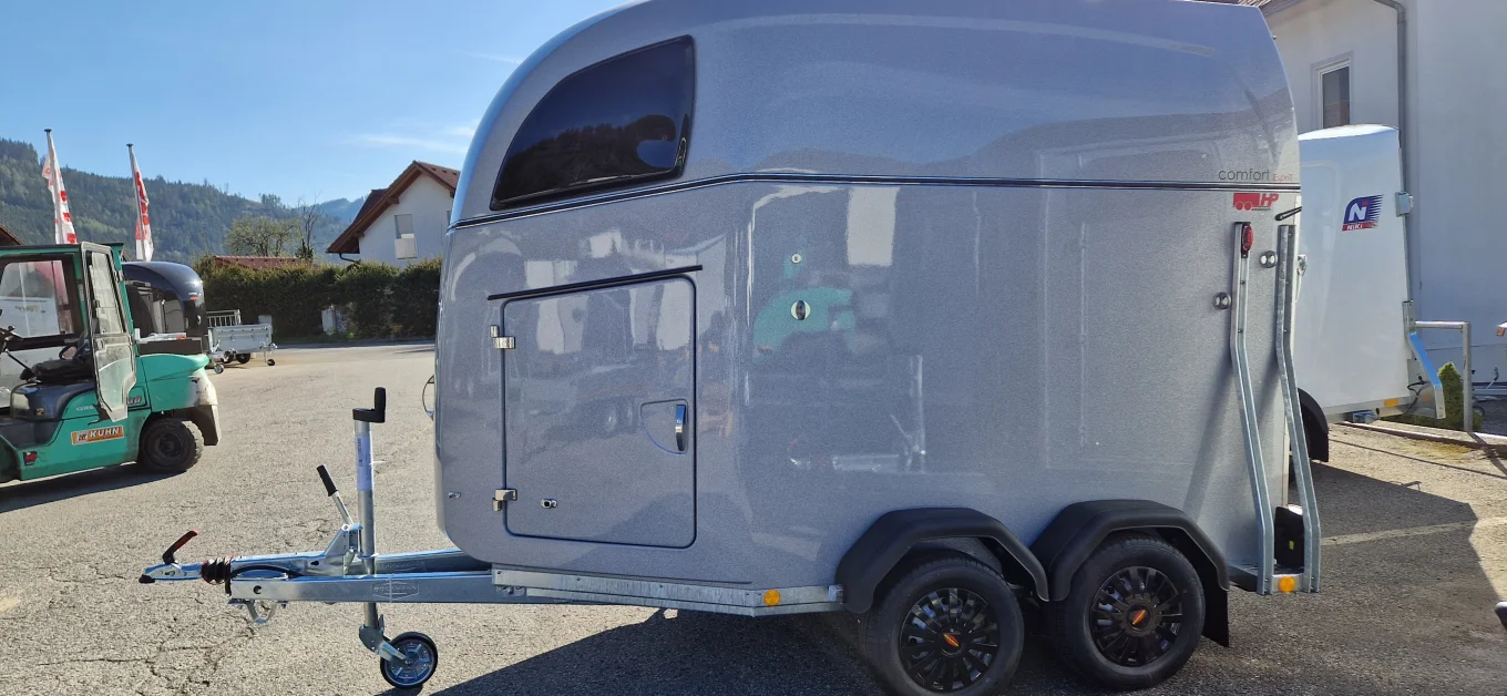 Pferdeanhänger Böckmann Comfort ECO, Vollpoly 2400 kg Gesamtgewicht