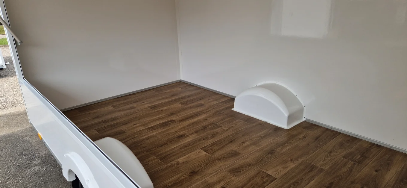 Verkaufsanhänger, PKW-Anhänger, Kofferanhänger HP 133620 VK, 1300 kg einachs gebremst