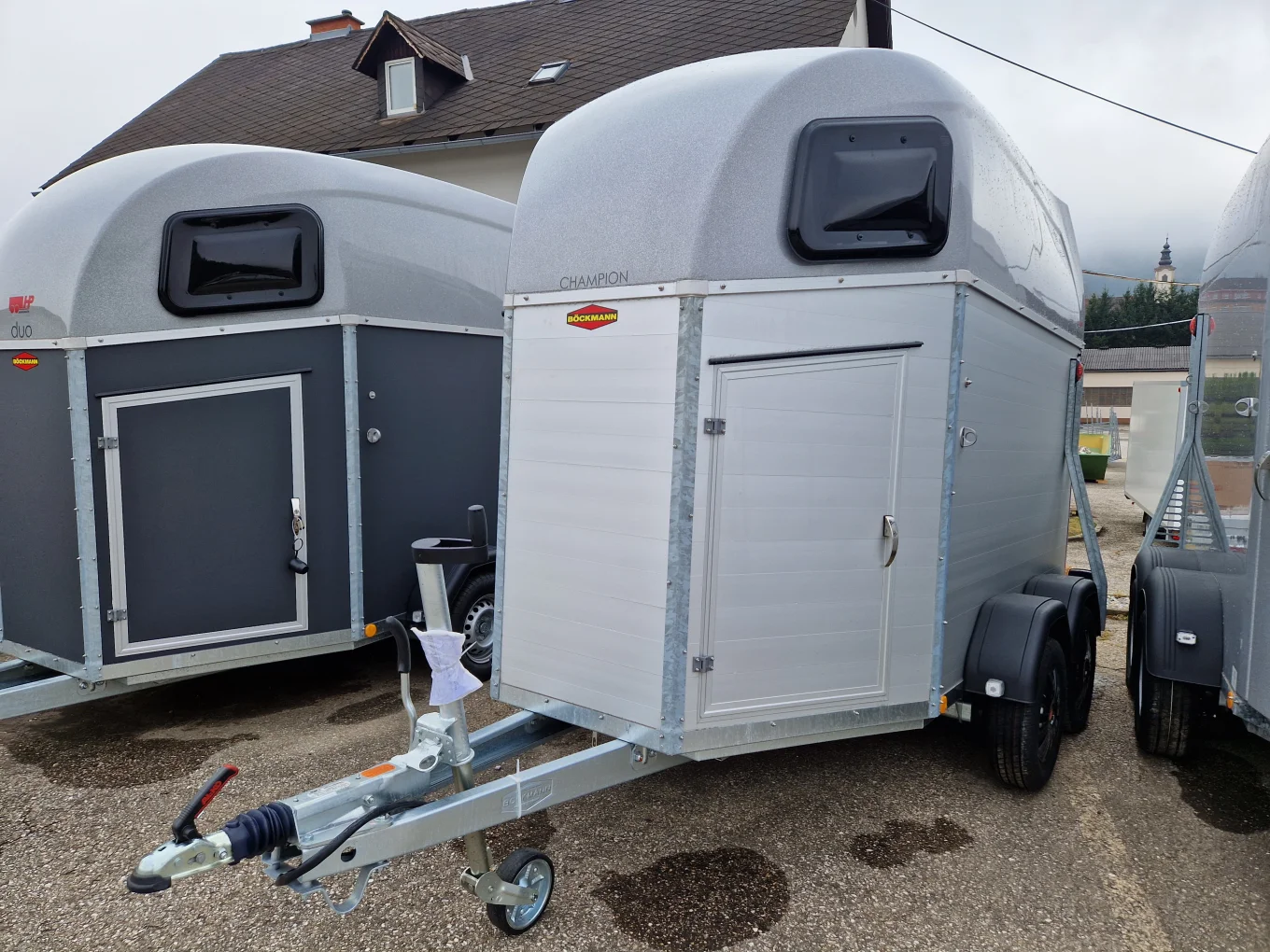 Pferdeanhänger, Böckmann Champion Esprit silver + black ECO, 2400 kg GG, Aufbau ALU Eloxiert