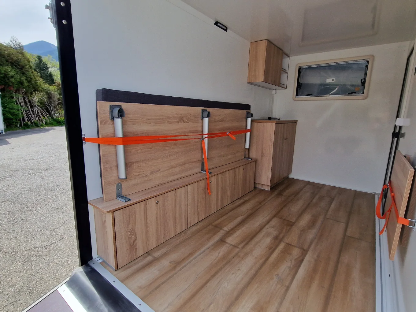 Kofferanhänger, Wohnanhänger, Speedcaravan HP 320 Cross-Offroad, 3000 x 1460 x 1900 mm, 1300 kg einachs