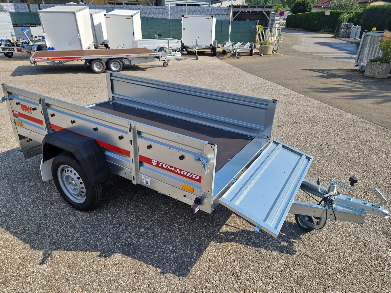 PKW Anhänger, Autoanhänger HP 2312 U, 2360x1250x400 mm, 750 kg ungebremst, Stirn u.- Rückwand klappbar, Stützrad