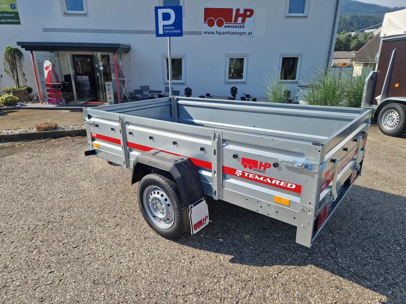 PKW Anhänger, Autoanhänger HP 2312 U, 2360x1250x400 mm, 750 kg ungebremst, Stirn u.- Rückwand klappbar, Stützrad