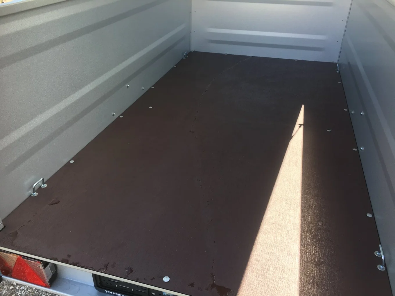 PKW Anhänger, Deckelanhänger-Kofferanhänger HP 2512 G72, 2470 x 1280 x 665 mm, inkl. Deckel versperrbar