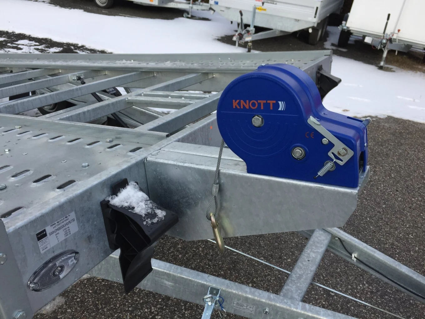 Autotransporter, PKW Anhänger HP 412127 ATK, 2700 kg GG, 4020x2150 mm, kippbar, Fahrzeugtransporter-Autoanhänger