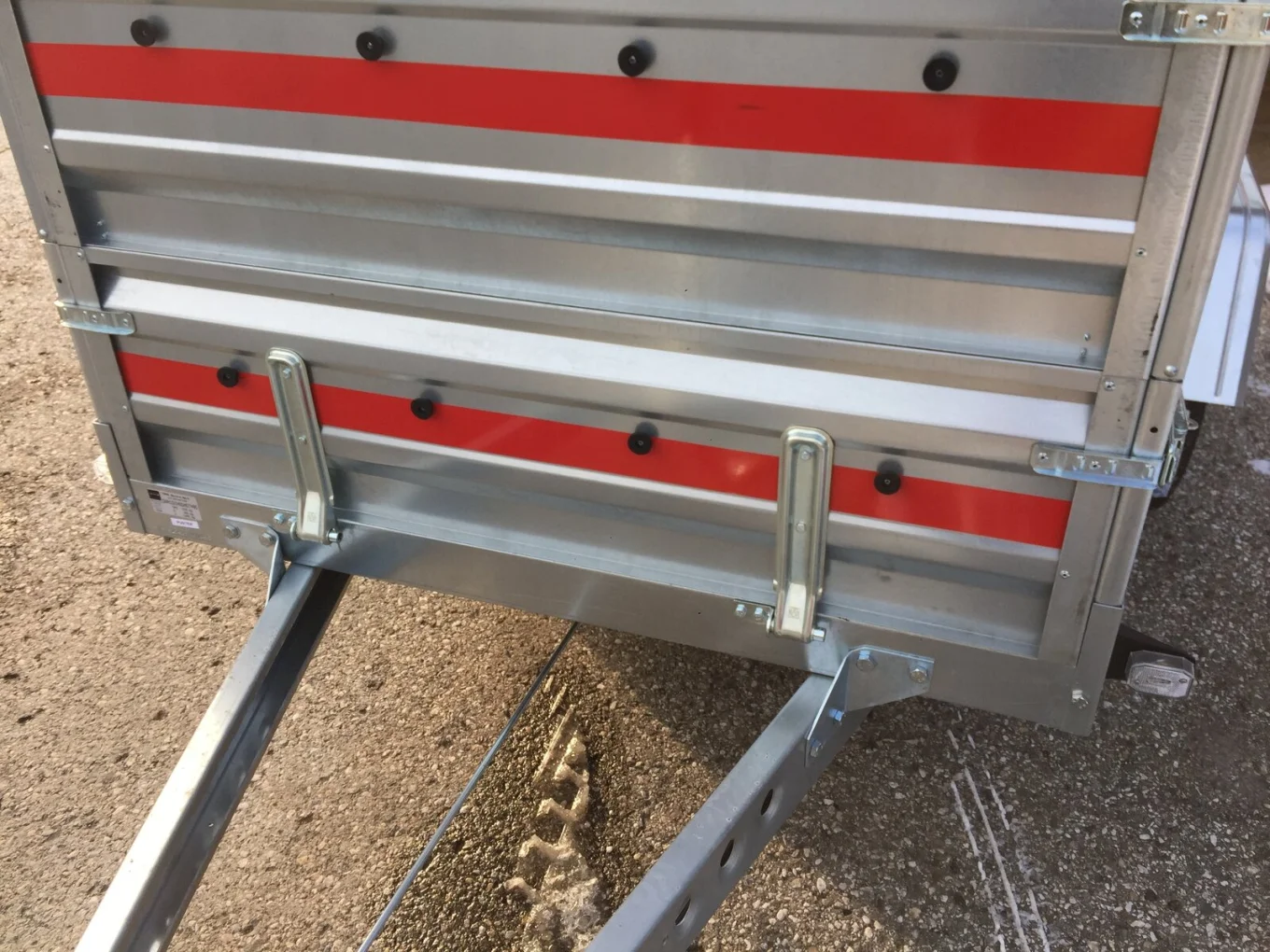 PKW Anhänger HP 3015 UAA, 3000x1500x1200 mm, 750 kg, 2xAufsatzwände, Flachplane, Stützrad