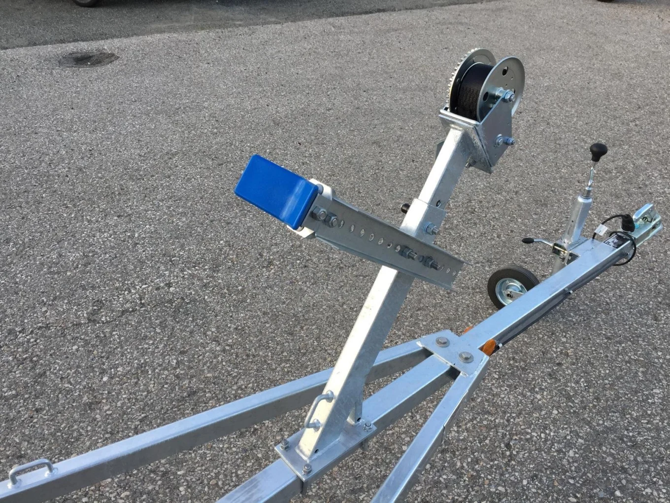 Bootsanhänger, Bootstrailer HP 750 BA-S - ungebremster Motorbootanhänger für Boote bis 5,5m, 750 kg PKW-Anhänger
