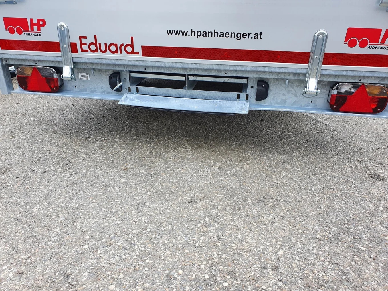 PKW-Anhänger, 3-Seiten Kipper Eduard 3318 3-SK HP, 3300 x 1800 x 300, 3000 kg, hydraulisch kippbar