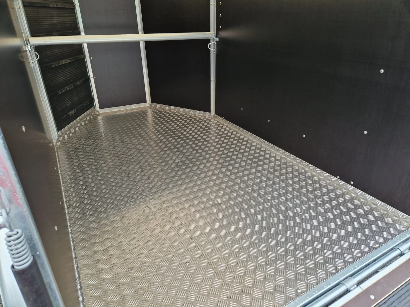 Viehanhänger, PKW-Anhänger HP 290 VA, 2700 kg GG