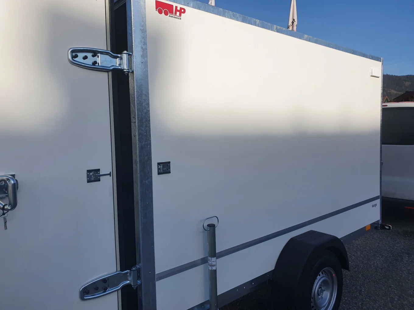 Kofferanhänger, PKW-Anhänger HP 153015-18 HK, 1500 kg gebremst