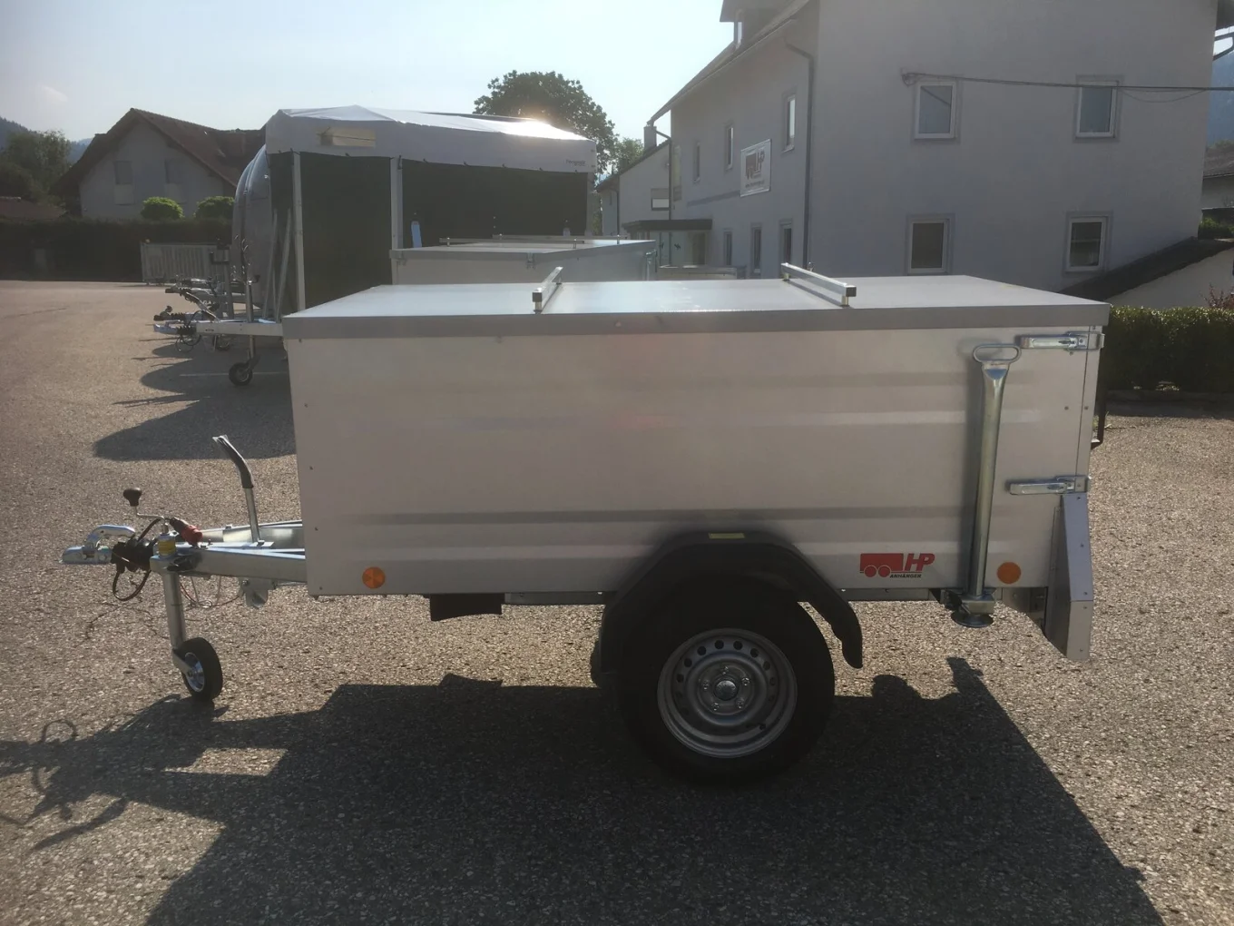 PKW-Anhänger, Deckelanhänger-Kofferanhänger HP 2011 G72, 1000 kg gebremst, 2020 x 1075 x 675 mm, inkl. Deckel versperrbar