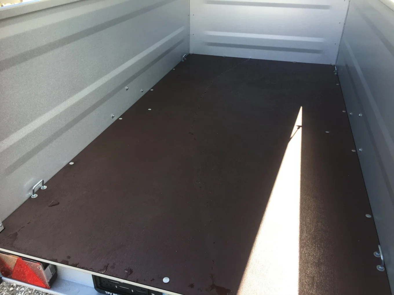 PKW-Anhänger, Deckelanhänger-Kofferanhänger HP 2512 U72, 750 kg ungebremst, 2435 x 1235 x 665 mm, inkl. Deckel versperrbar