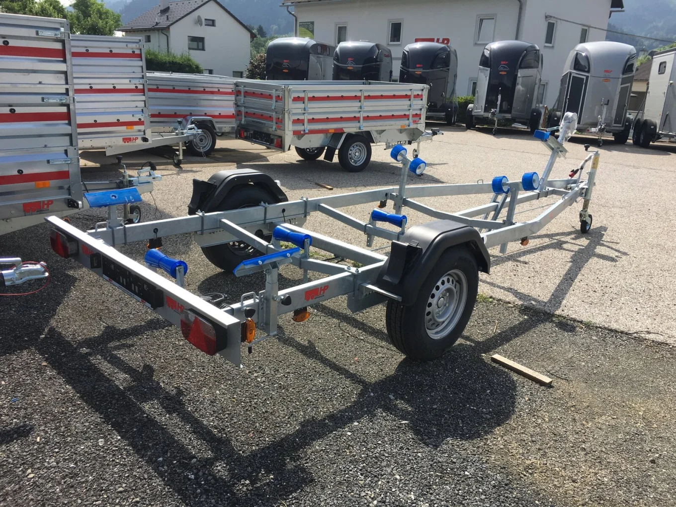 Bootsanhänger, Bootstrailer PKW-Anhänger für Motorboote, HP 1300 BA für Motorboote bis ca. 5,8 m