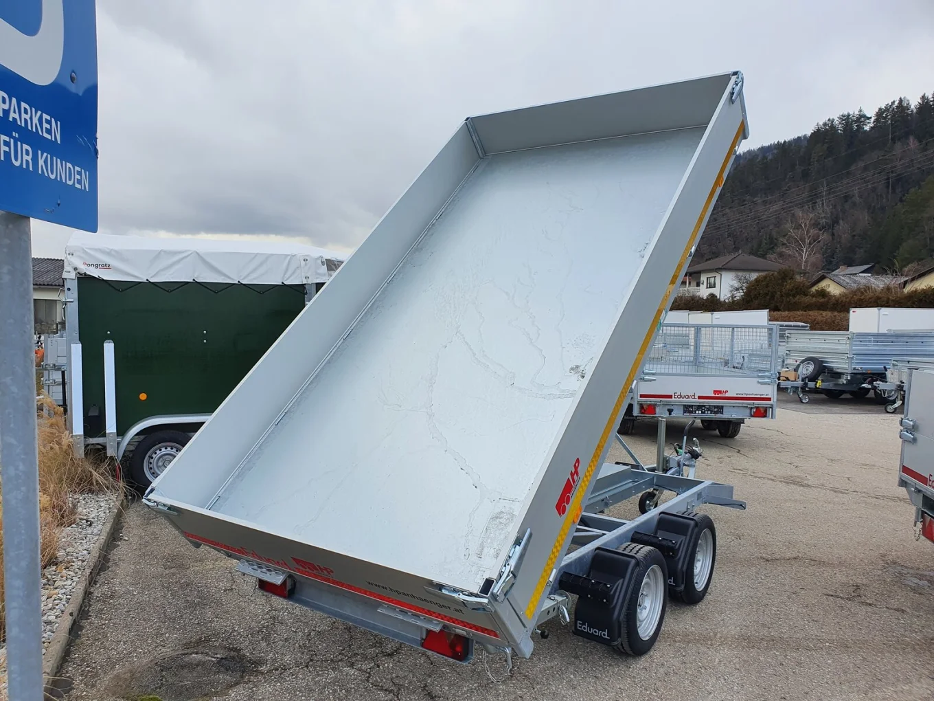 PKW-Anhänger, 3-Seiten Kipper Eduard 3318 3-SK EP, 3300 x 1800 x 300 mm, 3000 kg GG, hydraulisch mit E-Kombipumpe