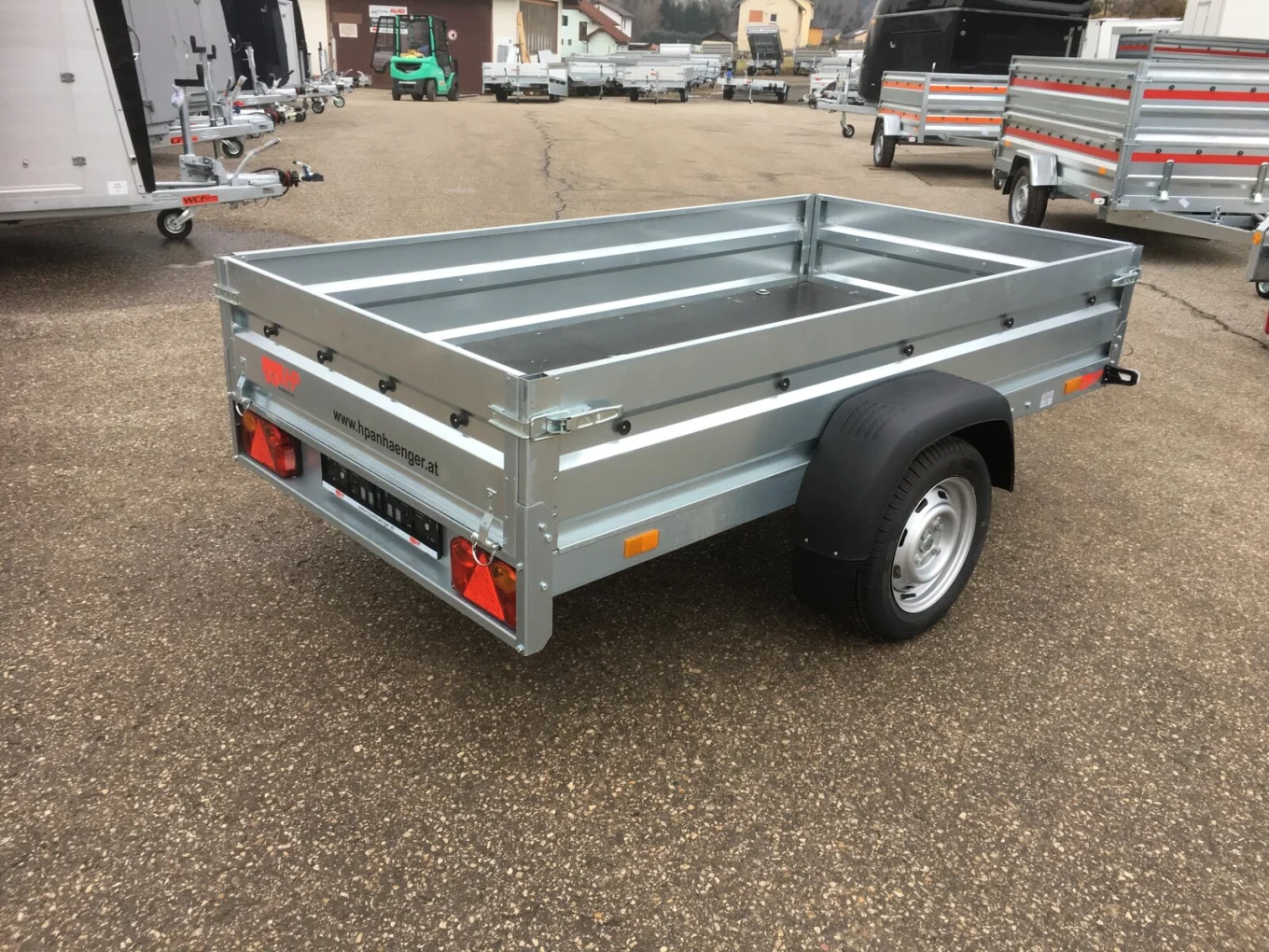 PKW Anhänger HP 2612 U, 2630x1250x350 mm, 750 kg ungebremst,Stützrad, Stirn u.- Rückwand klappbar