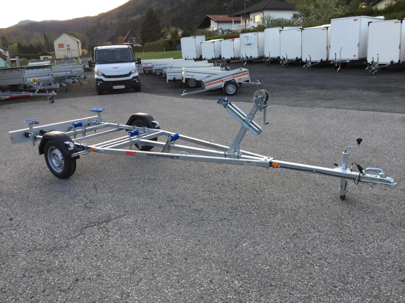 Bootsanhänger, Bootstrailer HP 750 BA-S - ungebremster Motorbootanhänger für Boote bis 5,5m, 750 kg PKW-Anhänger