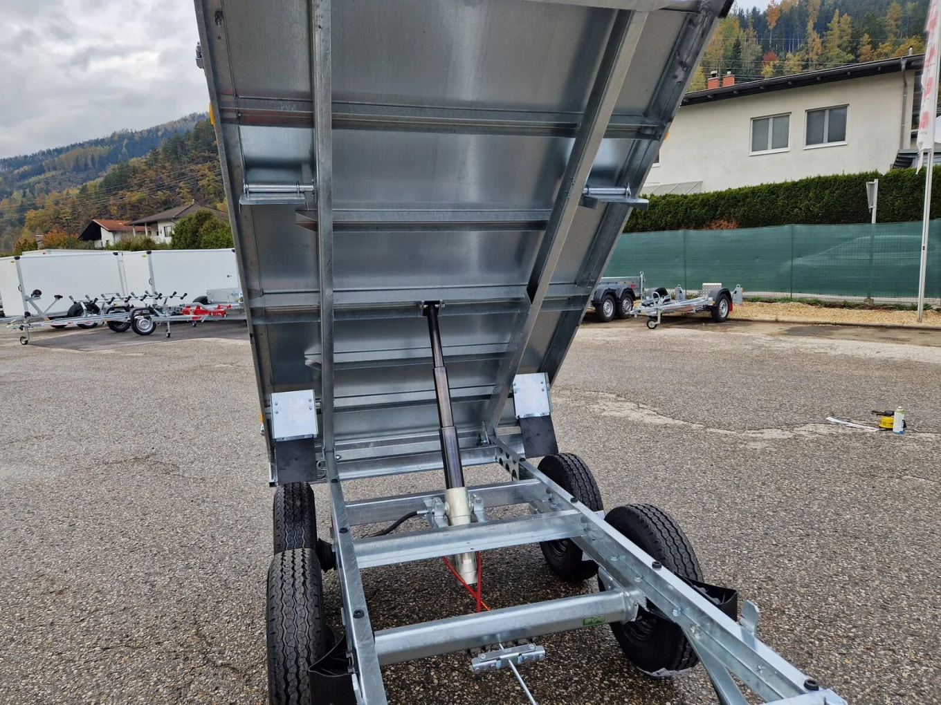 Rückwärtskipper, PKW-Anhänger HP 272515RK im Set mit Gitteraufsatz 600 mm & Netz