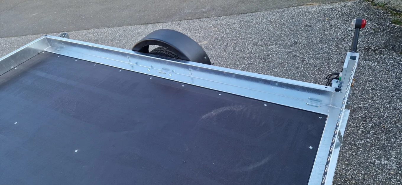 PKW-Anhänger, Fahrzeugtransporter, Universaltransporter HP 753016 UK kippbar mit Überfahrwand, 750 kg ungebremst