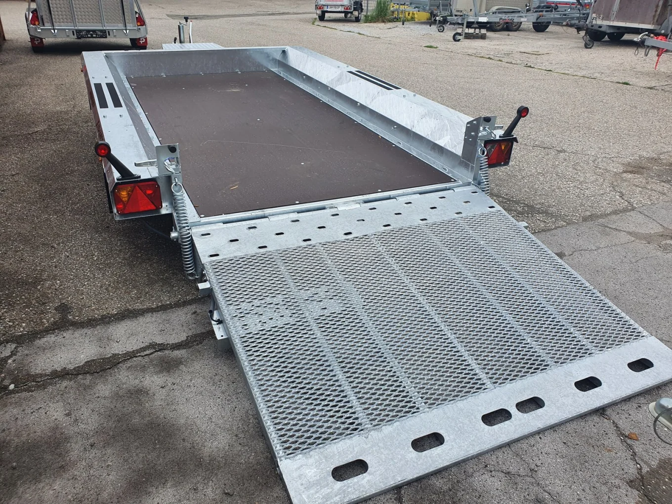 Baumaschinenanhänger, Baggeranhänger, Maschinentransporter HP 272615 T, 2700 kg