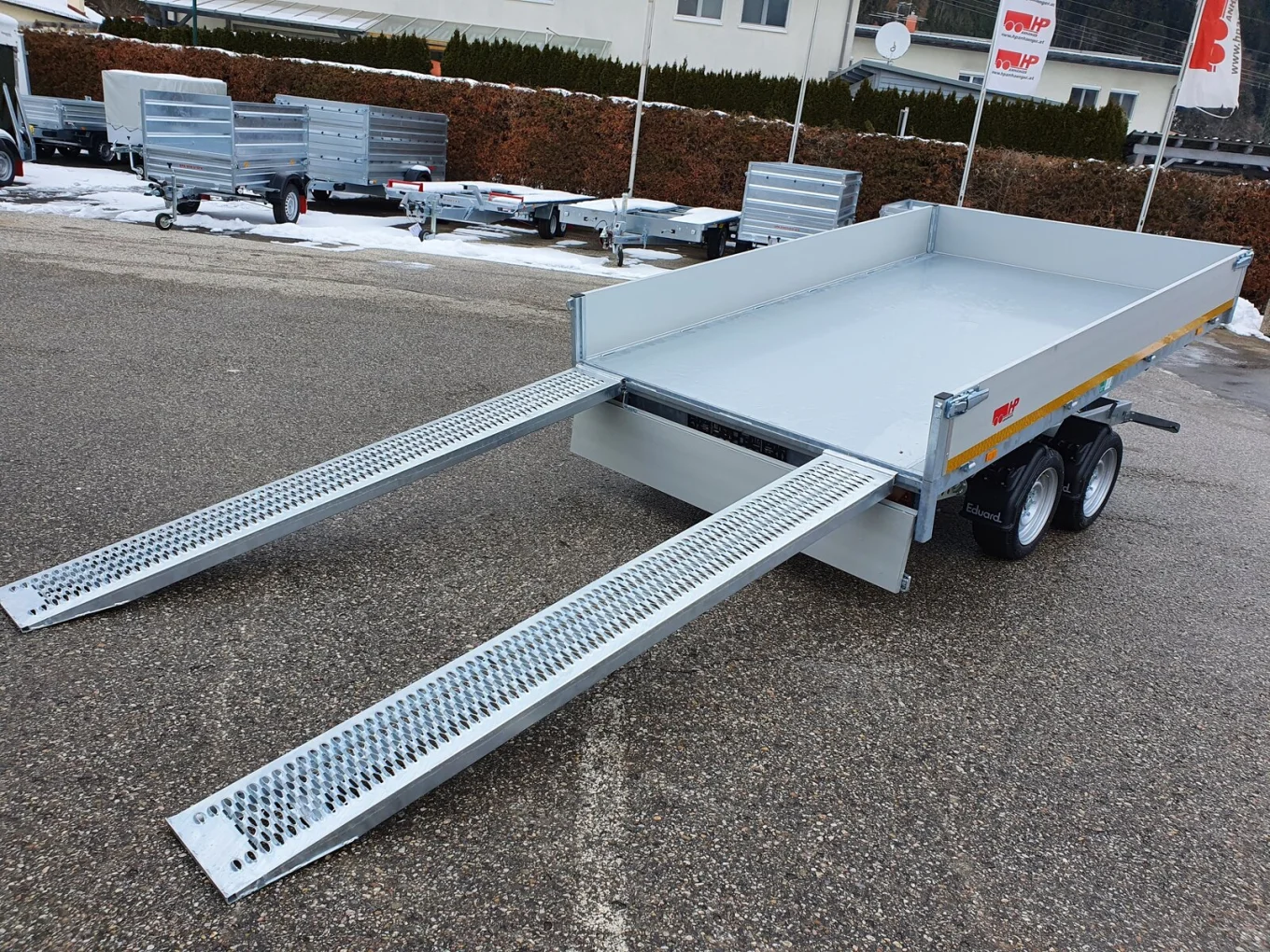 PKW-Anhänger, 3-Seiten Kipper Eduard 3318 3-SK HP, 3300 x 1800 x 300, 3000 kg, hydraulisch kippbar