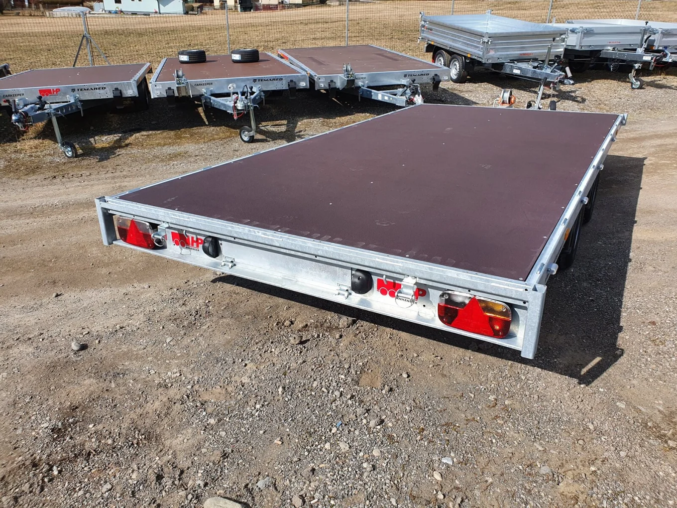 Fahrzeugtransporter, Autoanhänger, Autotransporter, Eduard 4020 NFW, 4060x2000 mm, 2700 kg GG